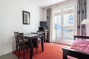 Interior - Apartment in Grasse Near City Center (Grasse)