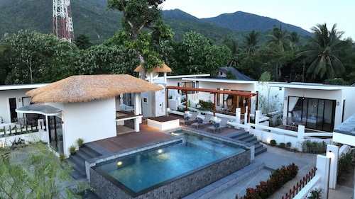 Pukawa Hotel & Residence