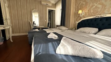 Coffres-forts dans les chambres, bureau