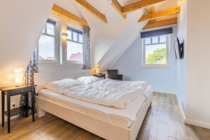 Bügeleisen/Bügelbrett, kostenloses WLAN