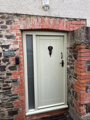 Exterior detail - Langham House Cottage - A Tranquil West Devon Getaway (Liftondown)