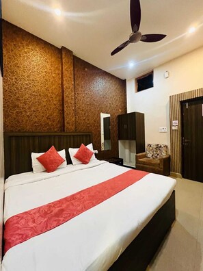 Deluxe Double Room, City View - Sukhad stay  (Ayodhya)