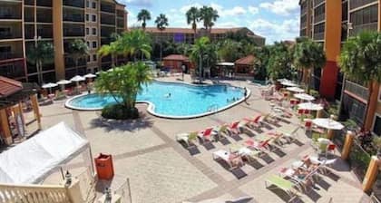 3-bedroom Villa at Westlake Resort Spa amazing Orlando with AC and fitness room