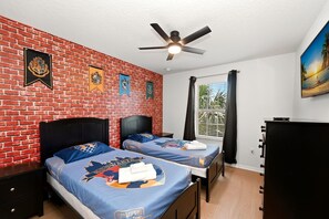 Iron/ironing board, free WiFi, bed sheets, wheelchair access - Windsor at Westside Resort 5 Bed Home w/ 3 King Suites & Private Pool Near Disney (Kissimmee)
