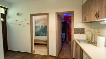Apartment, Courtyard View | Interior