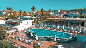 Seasonal outdoor pool - Feniks Priority Hotel (Alanya)