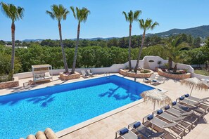 Pool - CASA AZUL - Sumptuous single-storey villa in Ibiza (Ibiza)