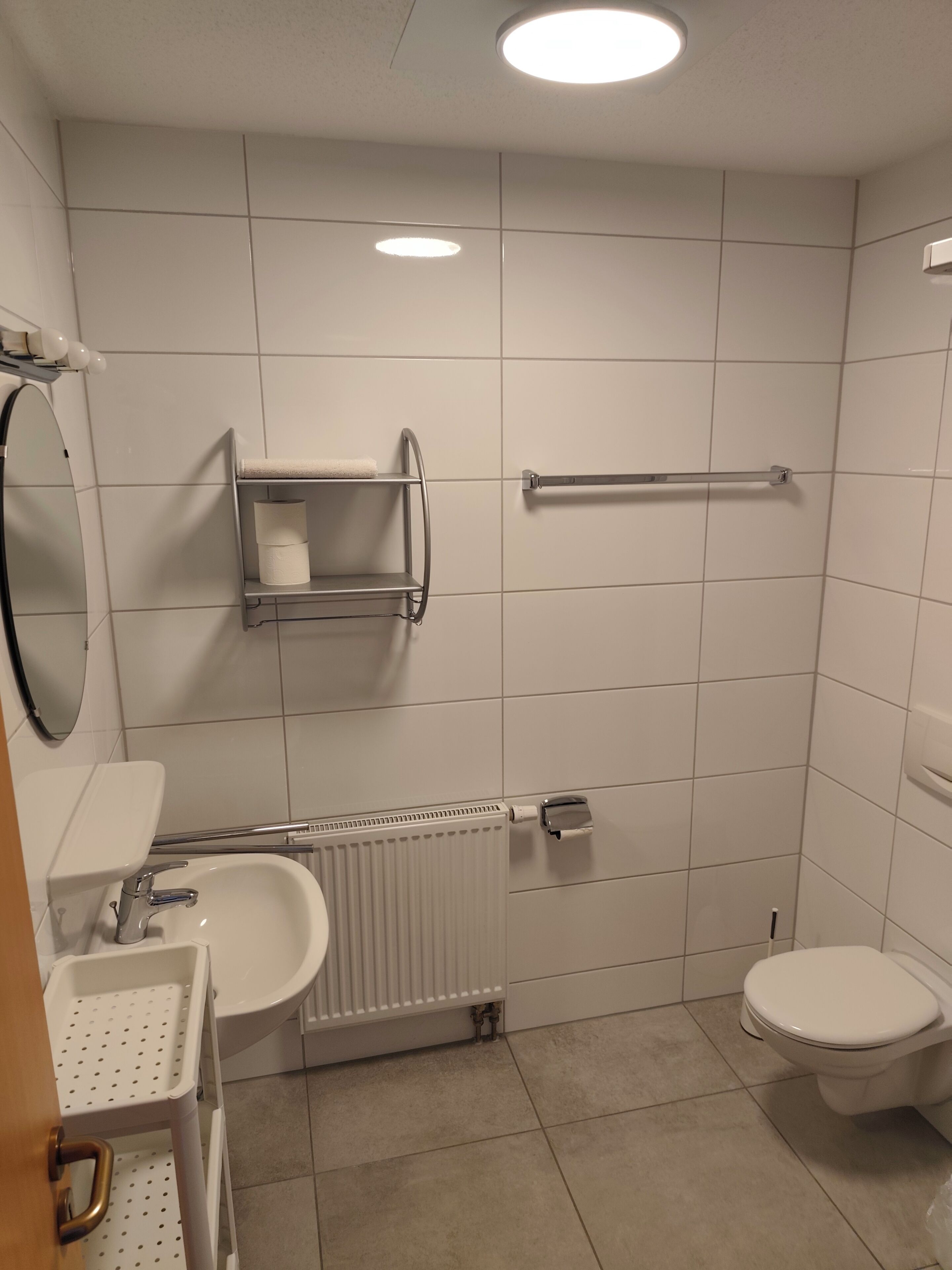 Shower, towels