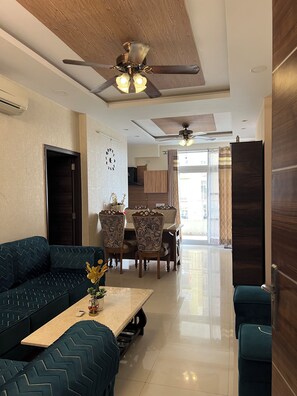 Interior - Fully Furnished Independent Luxury Flat at Casa Luxoria. hotel-style hospitality (Jalandhar)