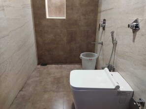 Bathroom - Silverador Boutique Hotel (Thane)