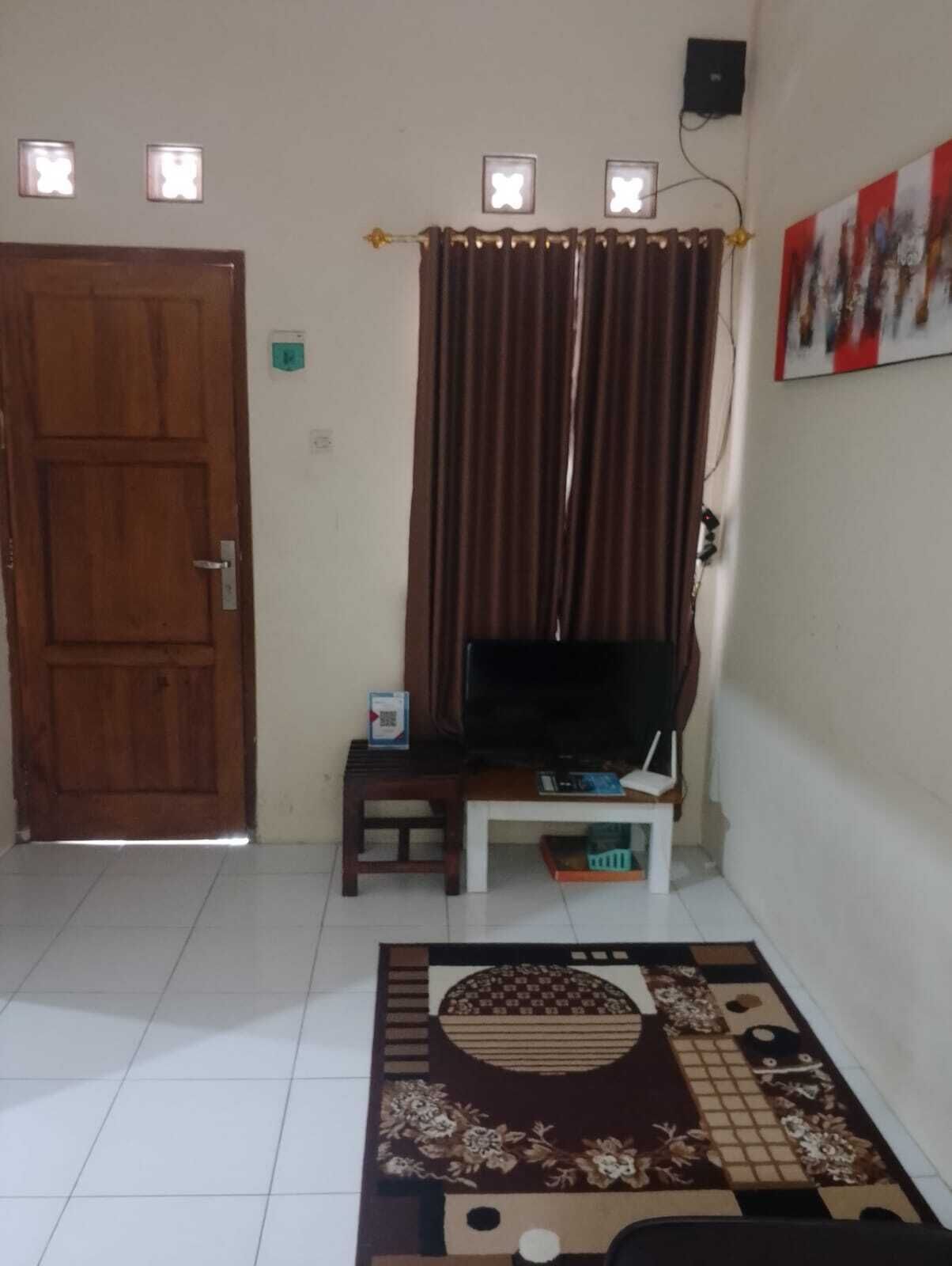 Suite | Interior