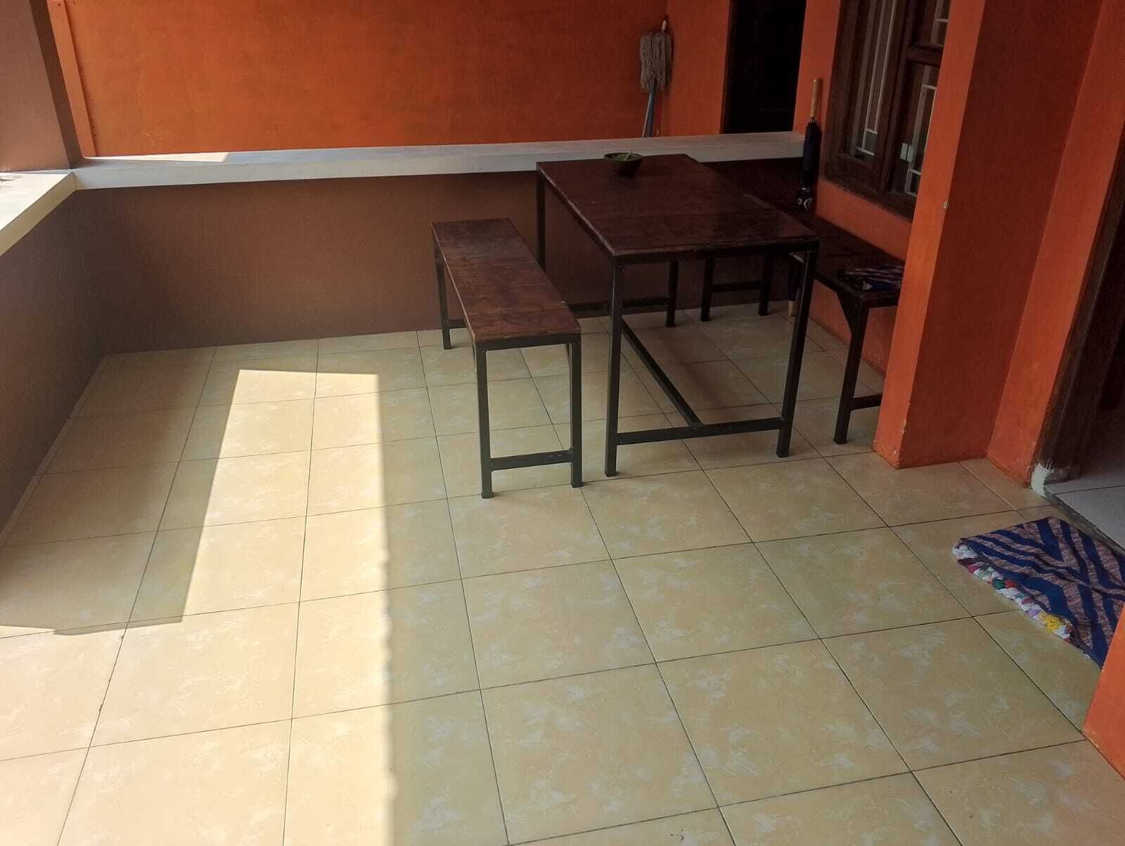 Suite | Tempat makan luar