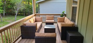 Property grounds - New 3-bedroom house in Bella Vista near the new OZ Bike Park (Bella Vista)