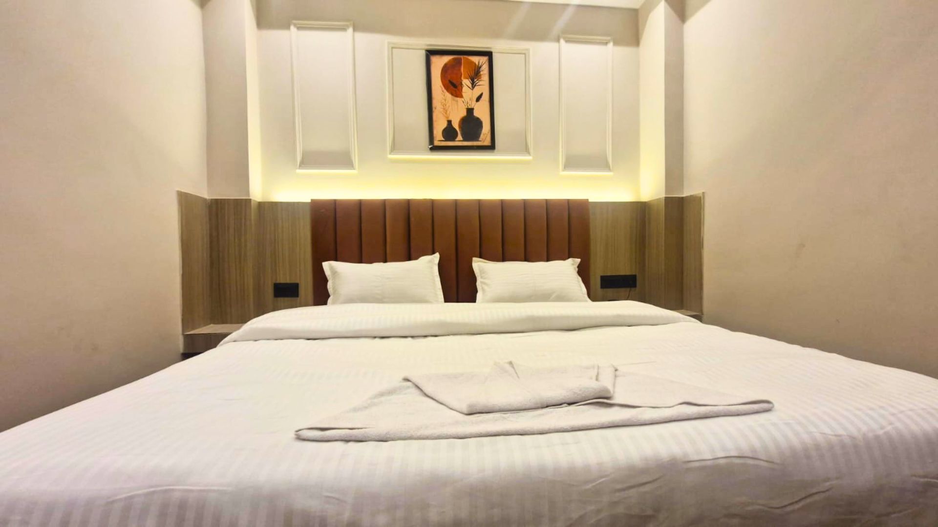 Double Room | Free WiFi