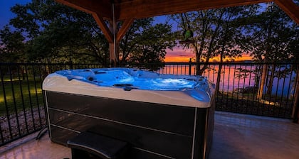 Waterfront Retreat | Hot Tub, Outdoor Kitchen & Private Dock