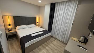 Luxury Double Room | Free WiFi