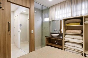 Towels - Gustavo Funchal (Florianópolis)