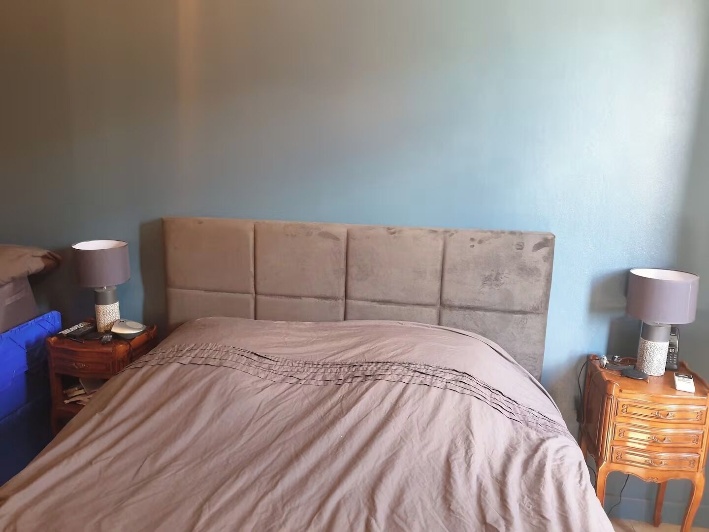 WiFi, bed sheets