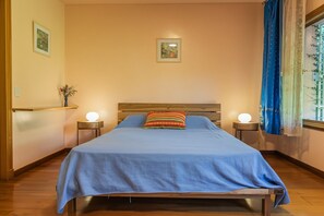 Iron/ironing board, WiFi, bed sheets - Ava Soho, an oasis! (Buenos Aires)