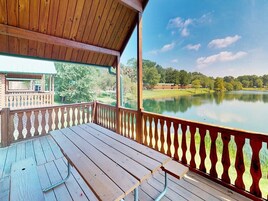 Family Cabin | Exterior