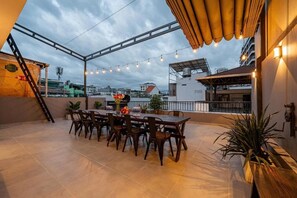 Outdoor dining - Sy's Home (Thanh Pho Ho Chi Minh)
