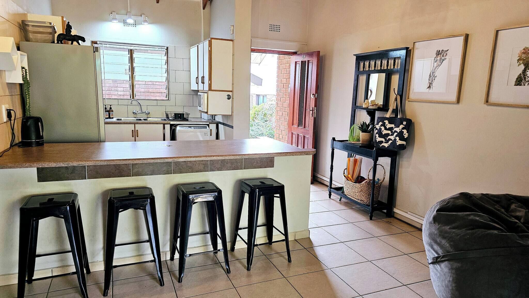 Apartment, 3 Bedrooms, Patio | Private kitchen