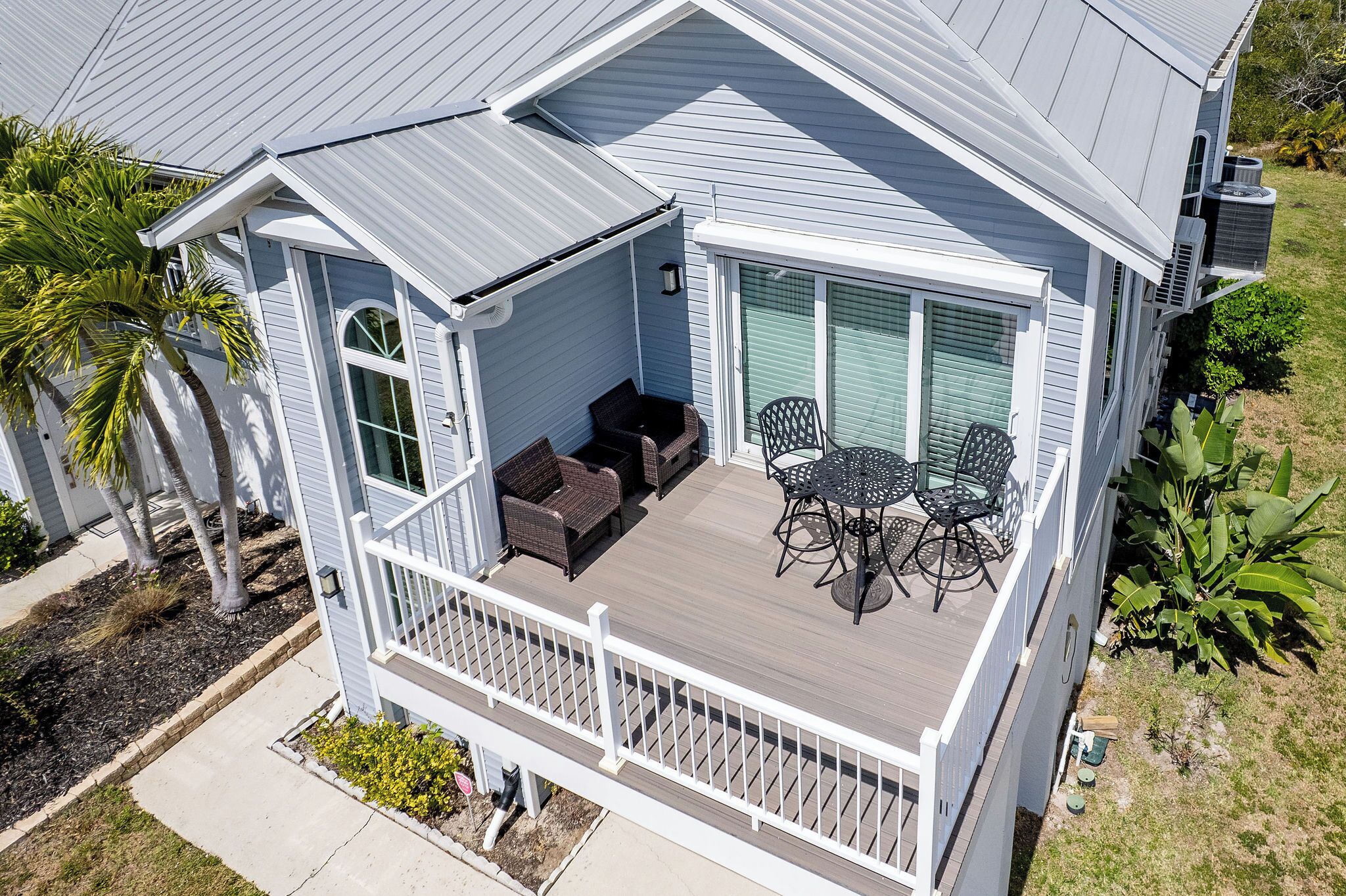 Luxury House, Pool View | Outdoor dining