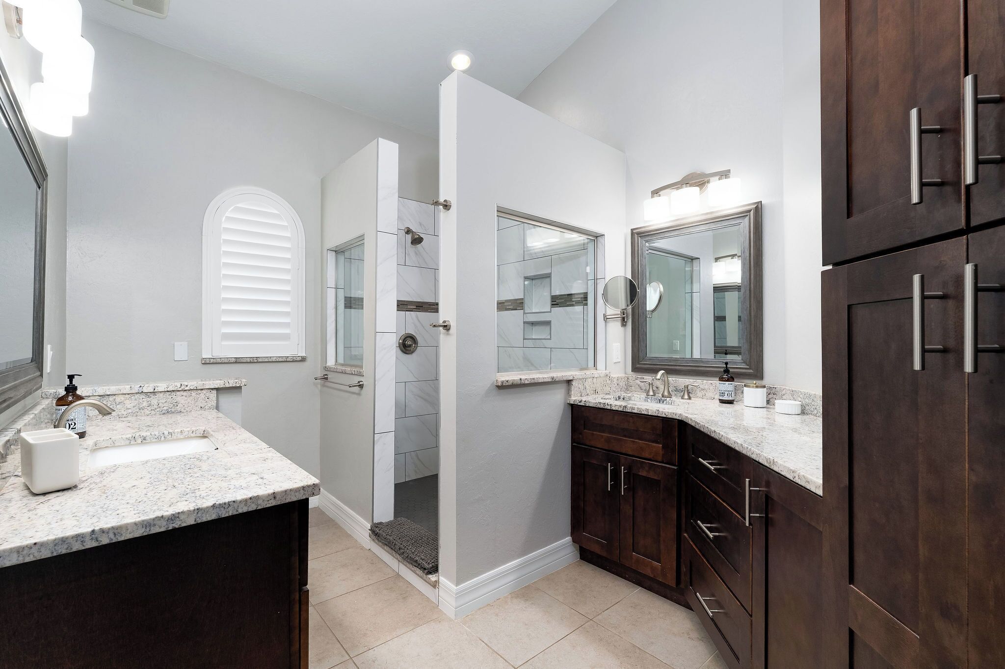 Luxury House, Pool View | Bathroom