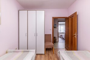 Family Apartment, Multiple Bedrooms (Pool and Garden Apartment Hortenzija) - Pool and Garden Apartment Hortenzija (Kostrena)