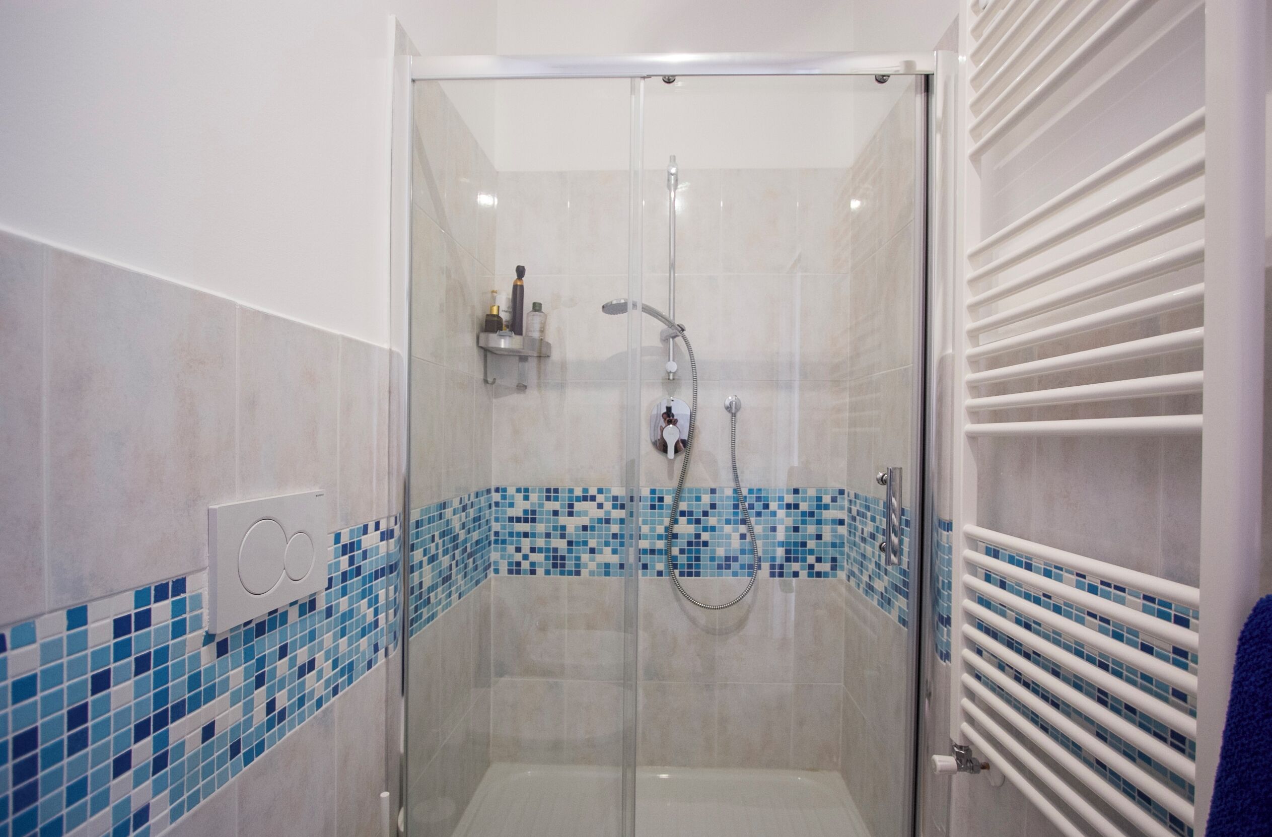 Double or Twin Room, Pool View | Bathroom