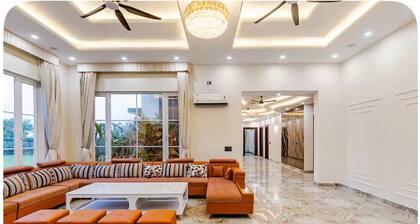 Skynest Farm Stay