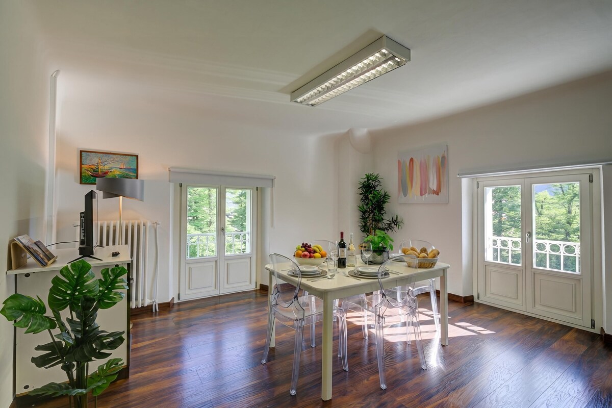 Standard Apartment, 1 Bedroom, Air conditioning (Maroggia Apt 1 Near The Lake for 3) | Dining