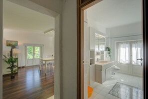 Standard Apartment, Multiple Bedrooms (Maroggia Apt 1 Near The Lake) | Bathroom - Maroggia Apartments Near The Lake (Maroggia)