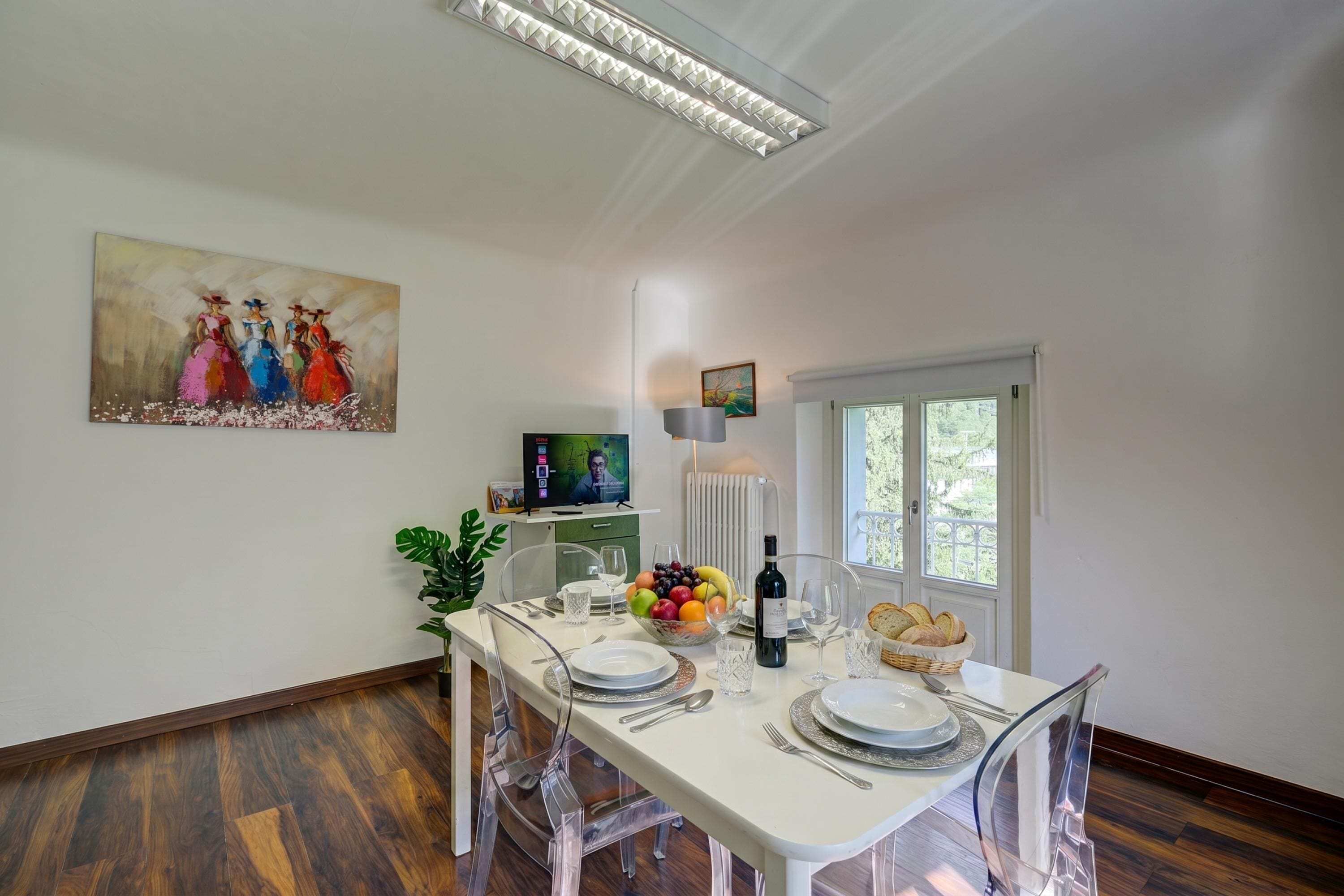 Standard Apartment, 2 Bedrooms, Air conditioning (Maroggia Apt 2 Near The Lake for 5) | Dining