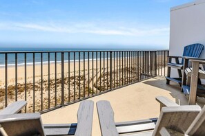 Condo, 1 Bedroom | Property grounds - Sails Ii 704 1 Bedroom Condo (Ocean City)