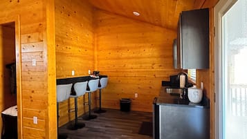 Standard Single Room, Patio | Private kitchen