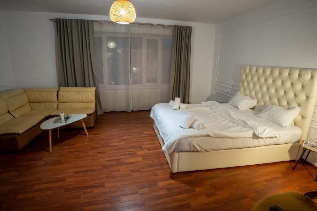 Apartment, City View