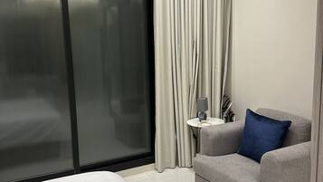 Iron/ironing board, free WiFi