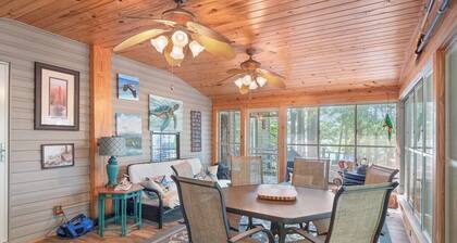 Island Cottage - Budget-friendly, cozy and charming cottage!