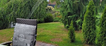 Cozy vacation home right on the lake near Winterswijk