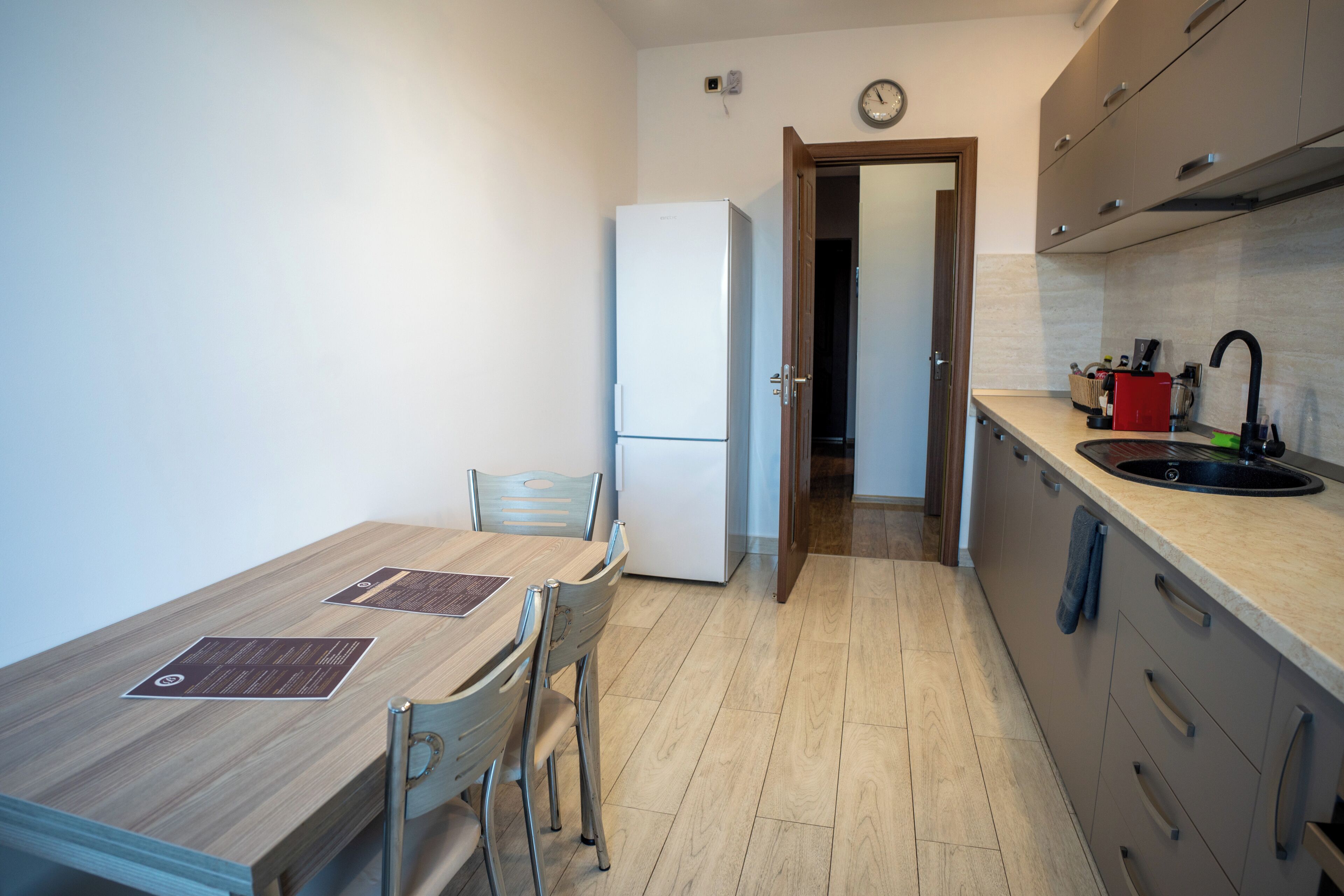 Apartment, City View | Private kitchen