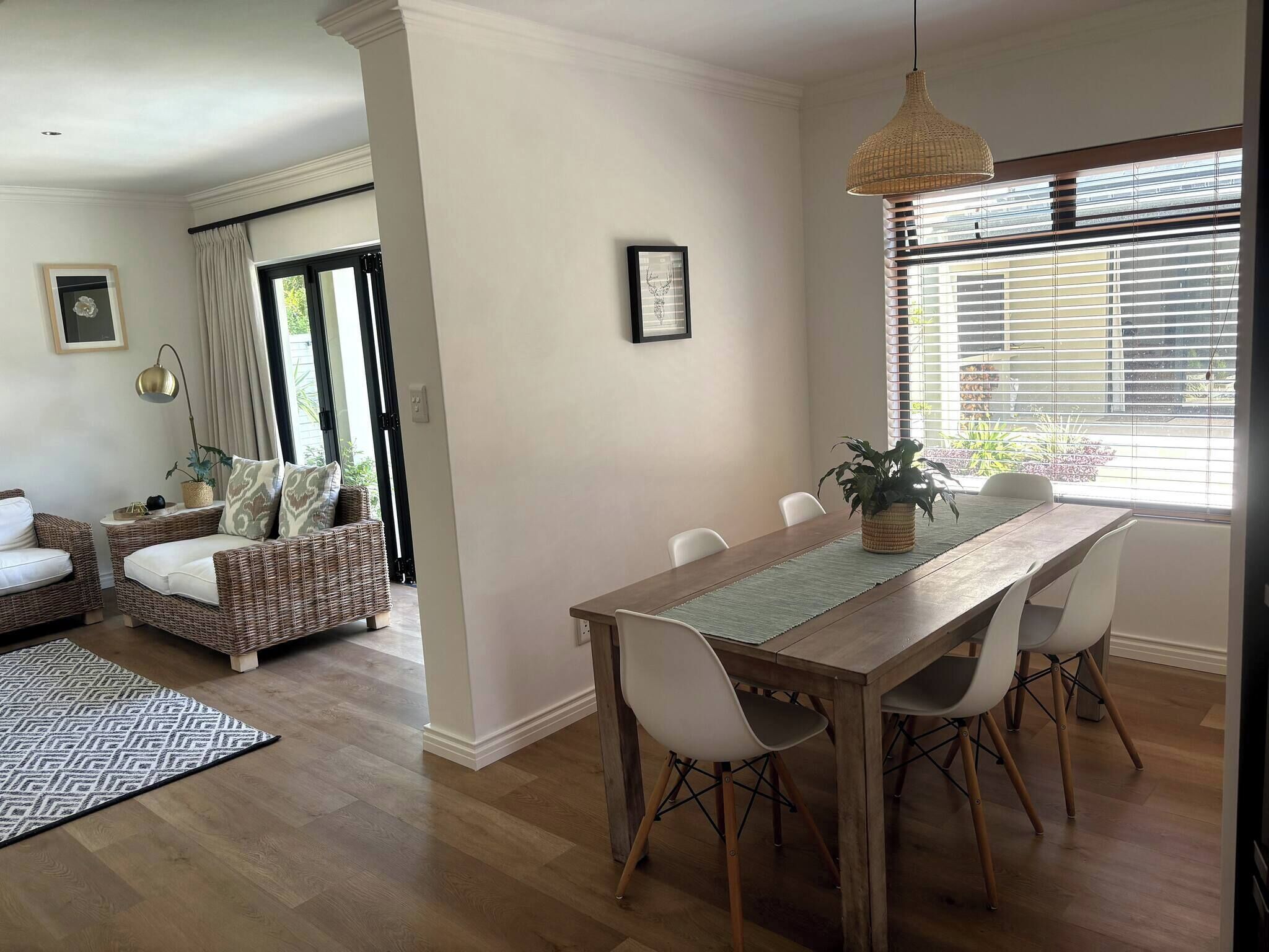 House, 2 Bedrooms, Patio | Dining room