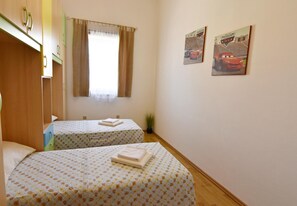 Apartment, 2 Bedrooms, Balcony - Bright Flat With Shared Pool in Tar (Tar-Vabriga)