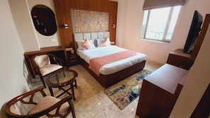 Iron/ironing board, free WiFi - Aatithyam Hotel Varanasi (VARANASI)