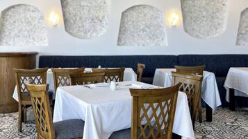 Desayuno buffet incluido todos los días