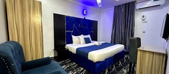 Mountaintop Hotel
