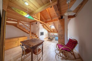 Interior - Howard House (Levico Terme)