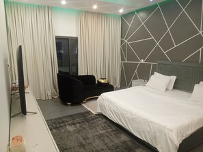 Iron/ironing board, WiFi, bed sheets - Furnished 4 bedroom apartment Ngor Almadies Dakar Senegal (NGOR)