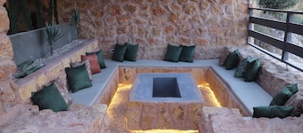 Private Chalet with Stunning Pool & View in As-Salt