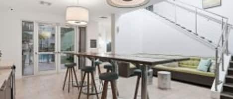 Casa, con acceso para personas discapacitadas | 2 habitaciones y escritorio
